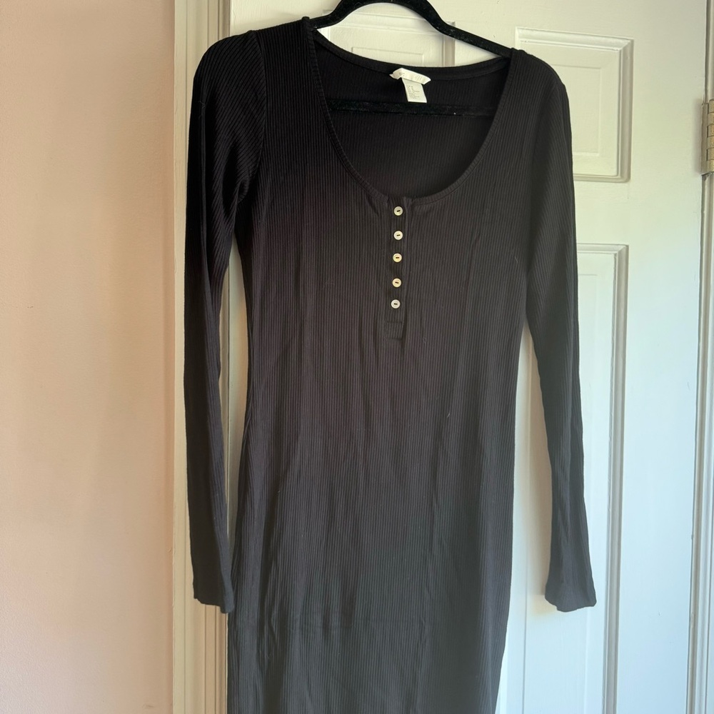 H&M black dress with buttons